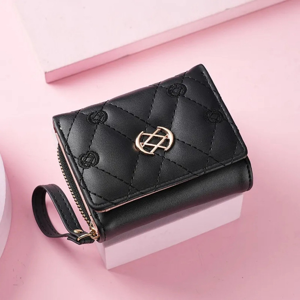 Quilted Small Wallet In Black